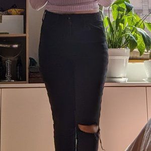 black american eagle jeans with knee cut 6